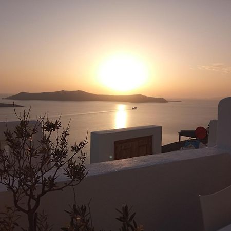 Akron Cliff Suite Fira  Exterior foto