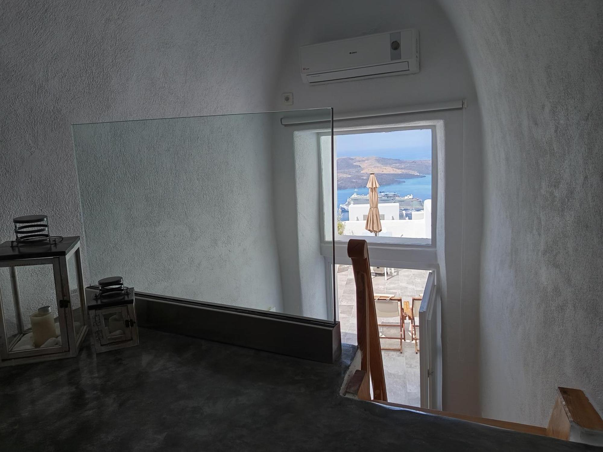 Akron Cliff Suite Fira  Exterior foto